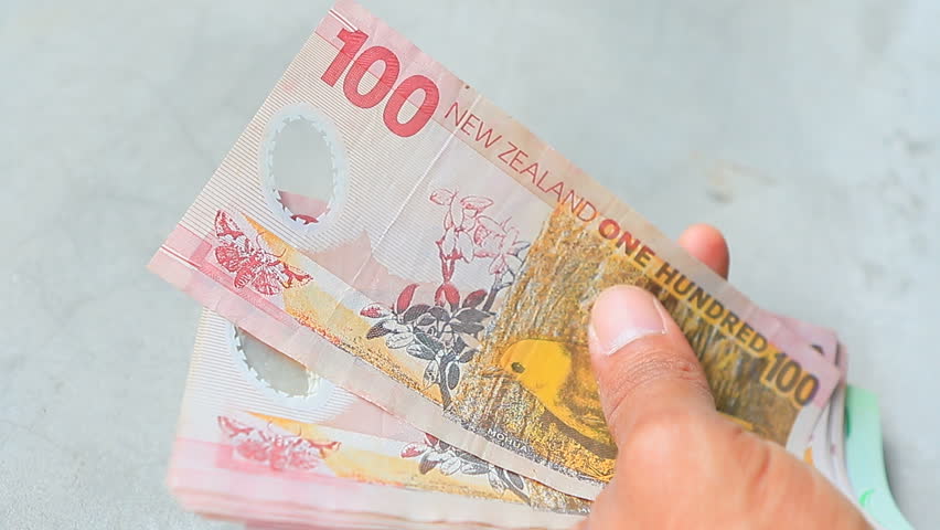 NZ Dollars, $100